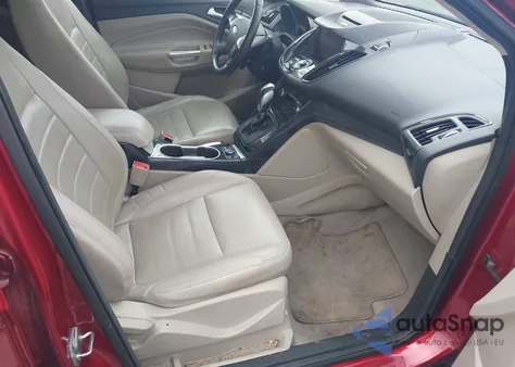 2014 Ford Escape Titanium z USA, uszkodzony, nr VIN 1FMCU9JX8EUD26738